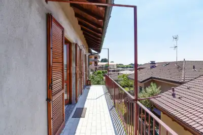 Casa Indipendente in vendita, Via Francesco Baracca, Cantù