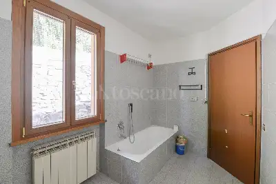 Villino a Schiera in affitto, Via Cervino, Longone al Segrino