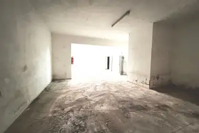 Magazzino in vendita, Viale Pio XI, Reggio di Calabria