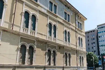 Palazzo in vendita, Via Vittorio Emanuele 50, Brescia