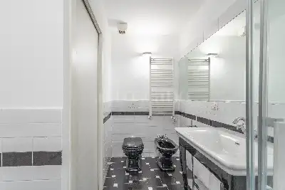 Casa in vendita, Via Gaetano Donizetti, Milano