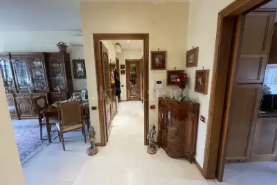 Casa in vendita, Via Bernardo Davanzati, Milano