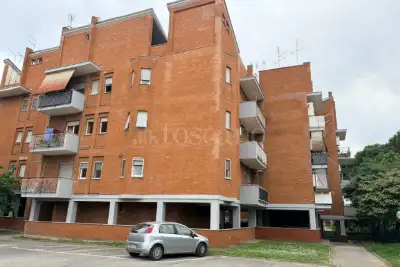 Casa in vendita, Via Varrone, Pomezia