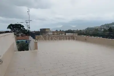 Villino a Schiera in vendita, Via alla Falconara, Palermo