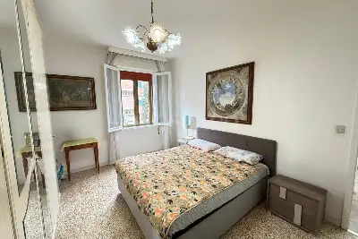 Casa in vendita, Via Giulio Bertoni, Modena