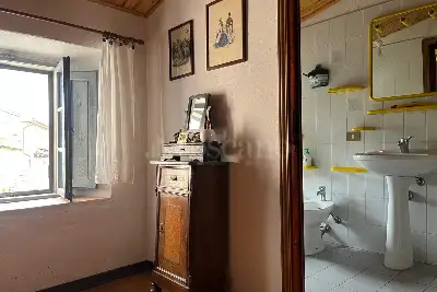 Casa Indipendente in vendita, Località Curcelle, Vernio