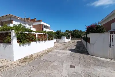 Villino a Schiera in affitto, Via dei Lillà, Anzio