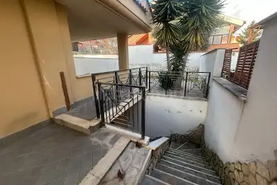 Villa Bifamiliare in vendita, via delle viole, Pomezia