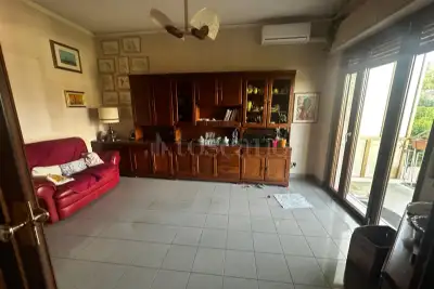 Casa in vendita, Via Luigi Pascali, Catanzaro