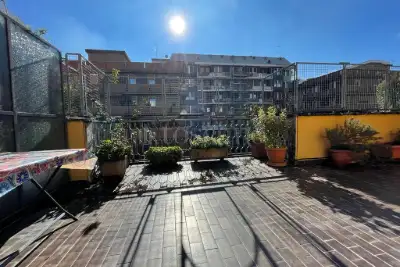 Casa in vendita, Via Egadi, Milano