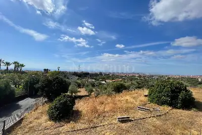 Villino a Schiera in vendita, Via Currolo, Catania