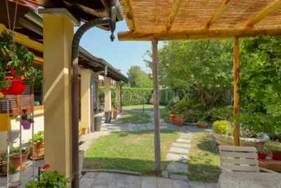 Villa for sale, Via Luigi Pirandello, Besano