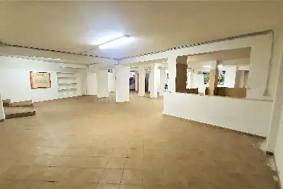 Laboratorio in vendita, Via Cadorna , Civitavecchia