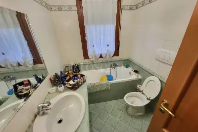 Villa in vendita, Via Francesco Cilea, Roma