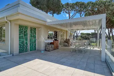 Villa in vendita, Via Luigi Pirandello, Camaiore