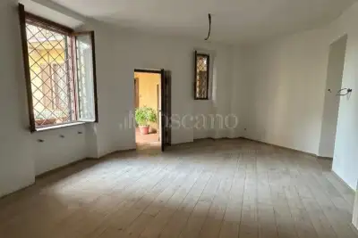 House for sale, Via Messina, Milano