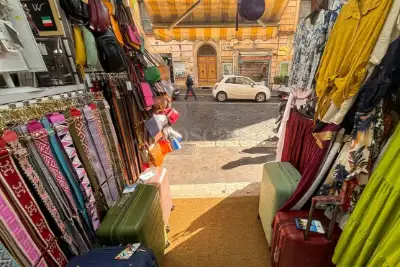 Negozio in vendita, Via Sistina, Roma