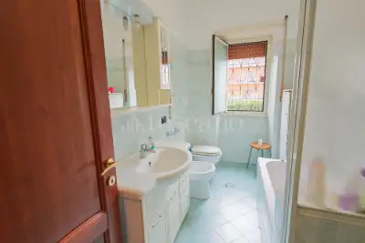 Casa in vendita, Via Francesco Roncati, Roma