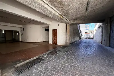 Magazzino in vendita, Via Quarnaro, Reggio di Calabria