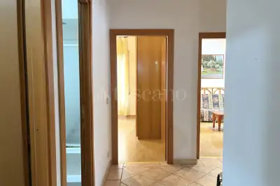 Casa in vendita, Via Caprese, Roma