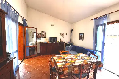 Villa Bifamiliare in vendita, San Teodoro , Via Madrid, San Teodoro