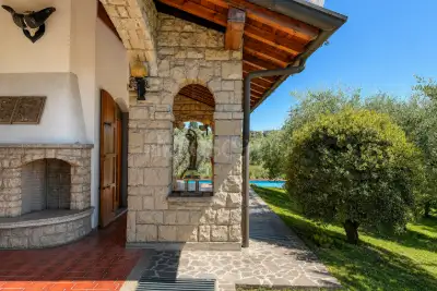 Villa in vendita, Via Pergola, Moniga del Garda