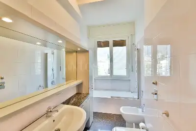 Casa in vendita, Via Dante Alighieri, Como