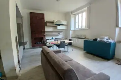Casa in vendita, Via Polibio, Milano