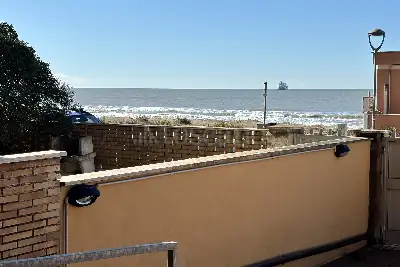 Casa in vendita, Via Caltanissetta, Ardea