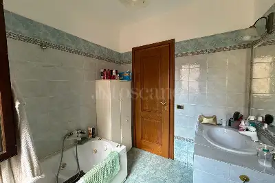 Villa in vendita, Via San Candido, Roma