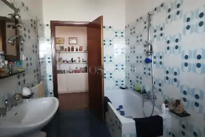 Casa in vendita, Via Aldobrandino da Siena, Siena