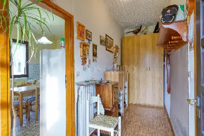 Casa Indipendente in vendita, Via Della Repubblica, Bisuschio