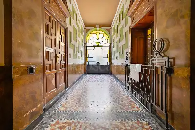 Casa in vendita, Viale Certosa 16, Milano