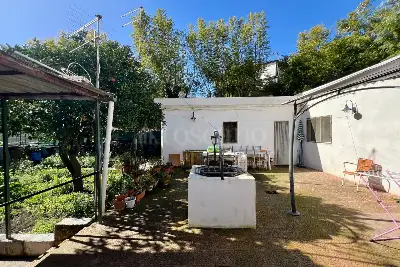 Casa Indipendente in vendita, Piazza Vittorio Veneto, Sant'Agata li Battiati