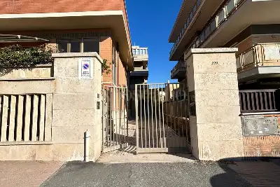 Casa in vendita, Lungomare Paolo Toscanelli, Roma