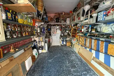 Box in vendita, Via Capo Palinuro, Roma