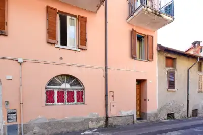 Casa Indipendente in vendita, Via Cesare Battisti, Maslianico