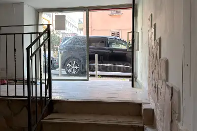 Negozio in affitto, Via Adige, Siracusa