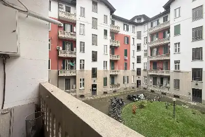 Casa in vendita, Viale Tibaldi, Milano