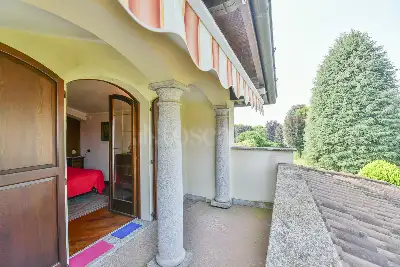 Villa in vendita, Via Edmondo De Amicis, Fino Mornasco