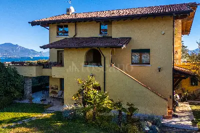 Villa in vendita, Viale Rimembranza, Manerba del Garda