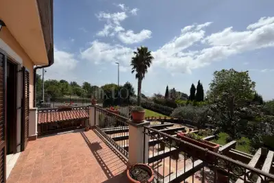 Villa Bifamiliare in vendita, Via dell'Aria, Pedara