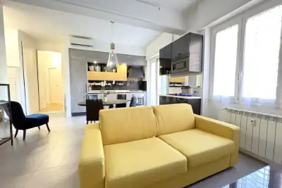 Casa in vendita, Via Giuseppe Troiani, Roma