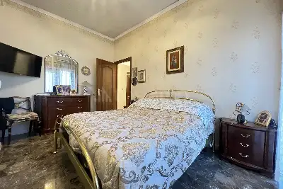 Casa in vendita, Via Ugo Falena, Roma