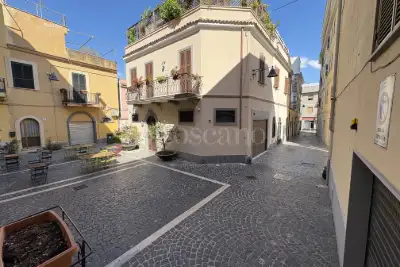 Casa in vendita, Piazza Salvatore Valeri, Nettuno