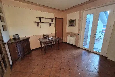 Villino a Schiera in vendita, Via Donato Bramante, Brescia