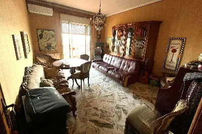 Casa in vendita, Via Bronte, Catania