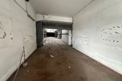 Magazzino in affitto, Viale Giuseppe Genoese Zerbi, Roma