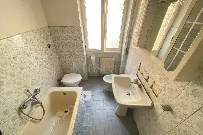 Casa in vendita, Via dei Carraresi, Roma