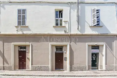 Casa in vendita, Via Carloni, Como